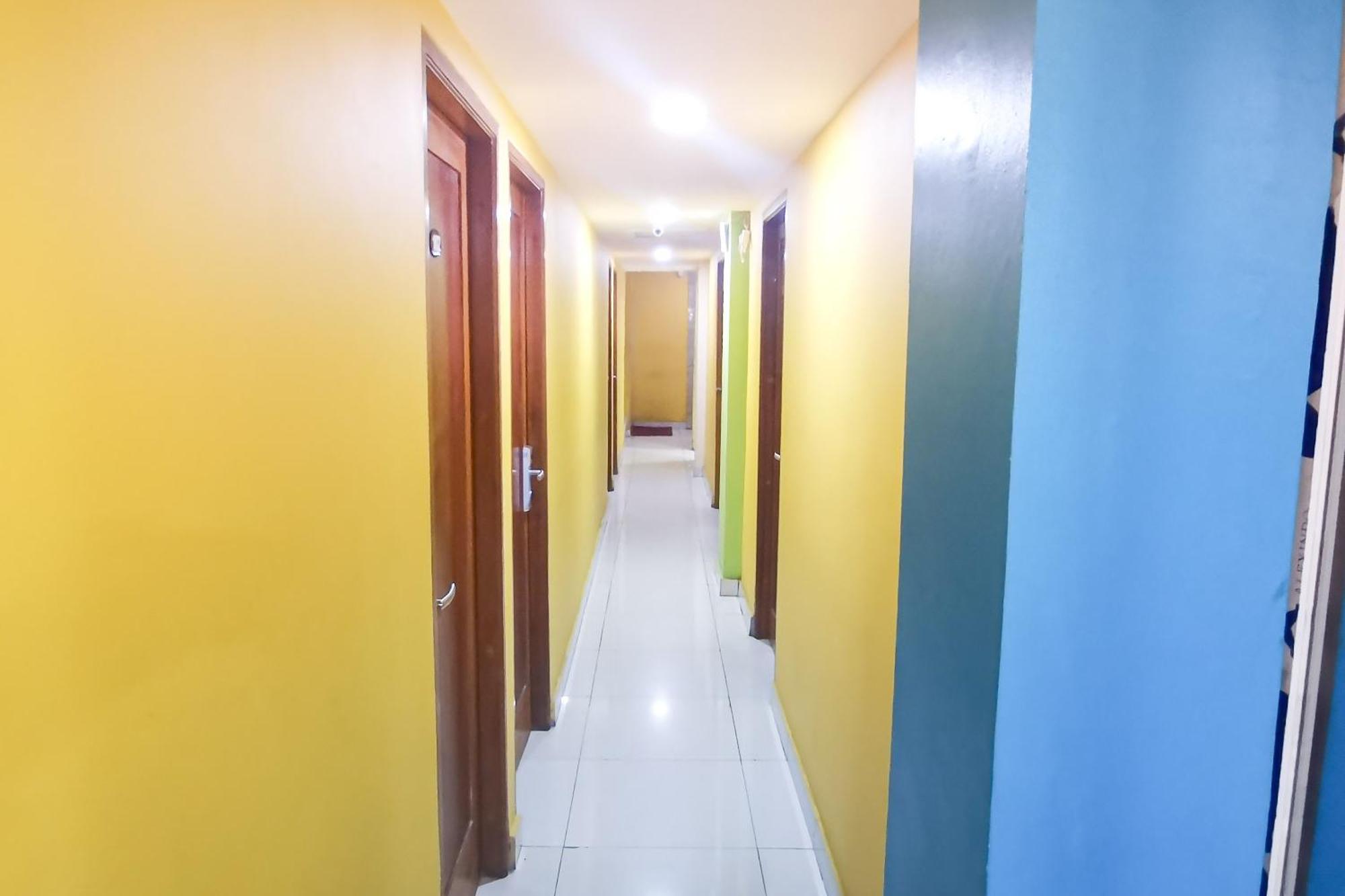 Tng Hotel Redpartner Jacarta Exterior foto